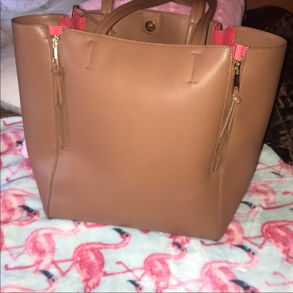 Perfect for fall🍁 - Picture 3 of 5